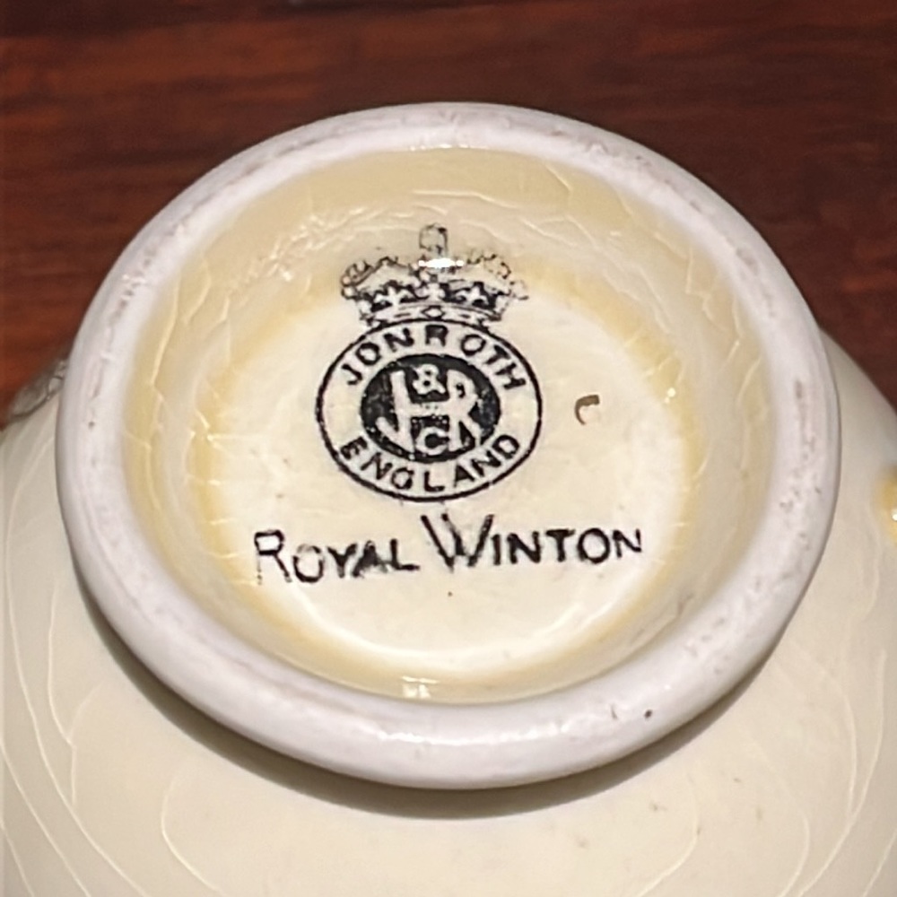 Governors Palace Williamsburg VA demitasse cup and saucer - Picture 11 of 11